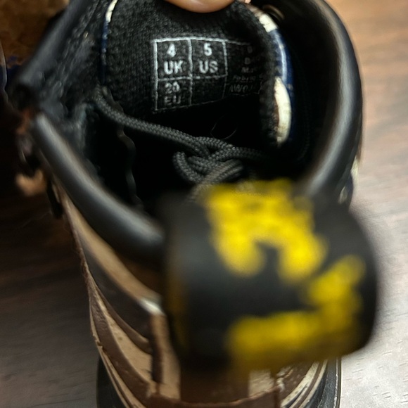 Toddler British flag dr martens - Picture 2 of 5